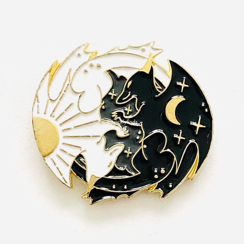 840 Day And Night Celestial Dragons Enamel Pin 8$